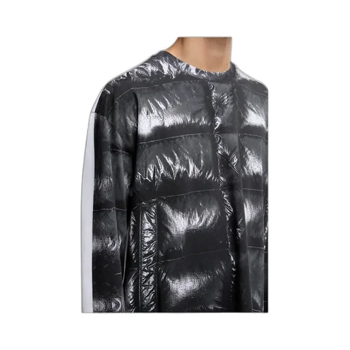 Long-Sleeved T-Shirt