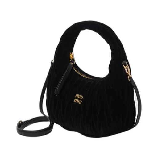 Wander Matelassé Zip-Up Shoulder Bag