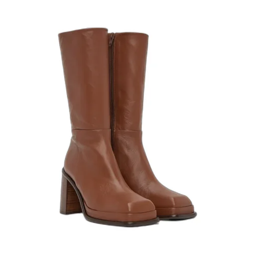 Medium Boots