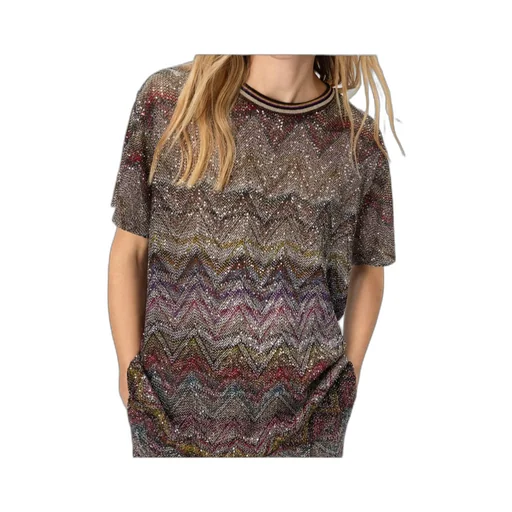 Short-Sleeved T-Shirt