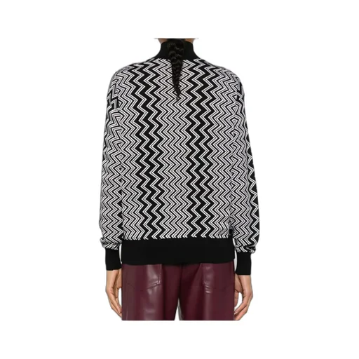 Zigzag Straight Hem Jumper