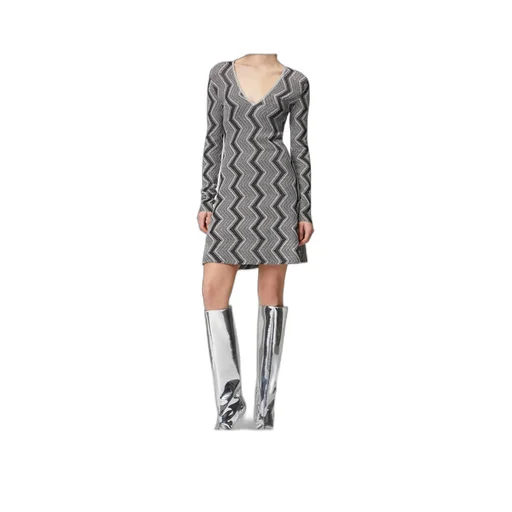 Zig Zag Patterned V-Neck Dress