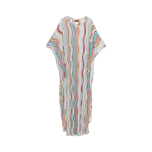 Wave-Pattern Cover-Up