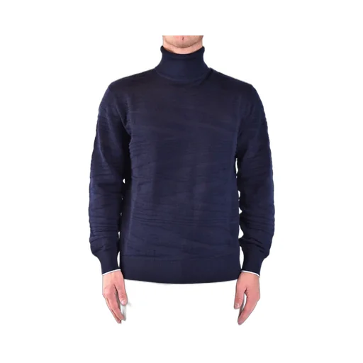 Long-Sleeved High-Neck Sweater