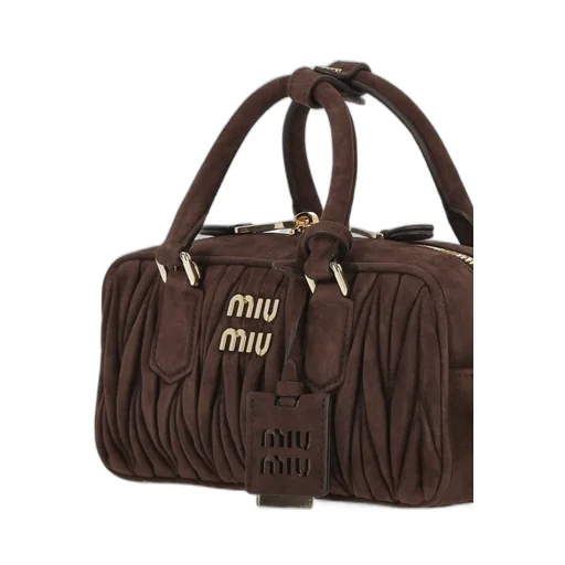 Matelassé Zipped Handbag