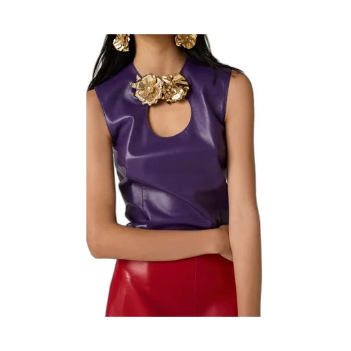 Cut-Out Detailed Sleeveless Top