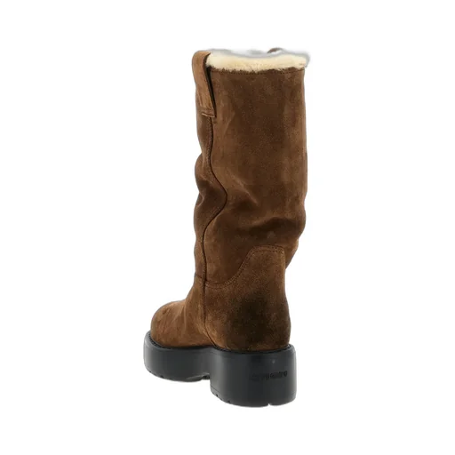 Round-Toe Boots
