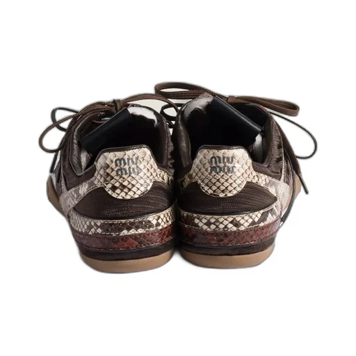 Gymnasium Lace-Up Sneakers