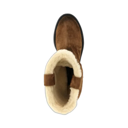 Round-Toe Boots