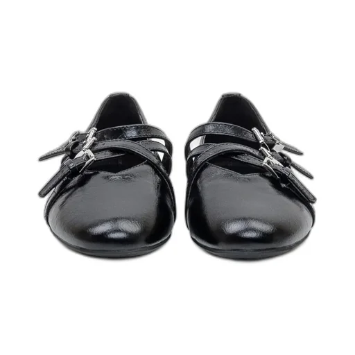 Buckle Detailed Slip-On Flat Shoes