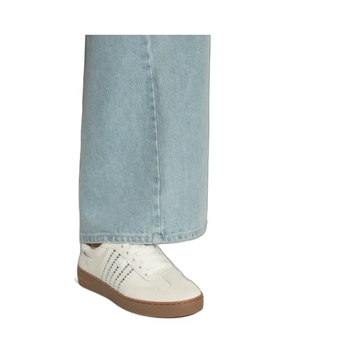 Scotty Lace-Up Sneakers