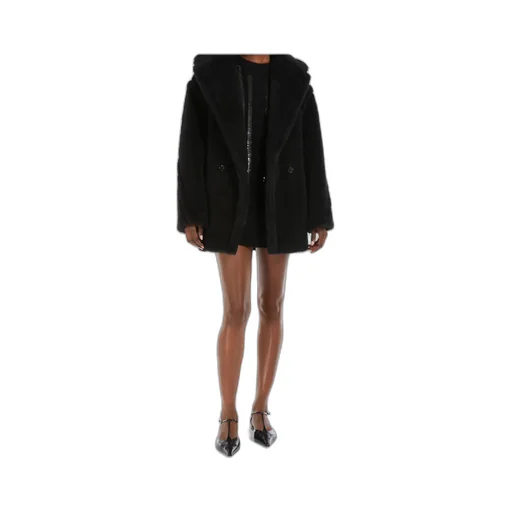 Button Detailed Long-Sleeved Coat