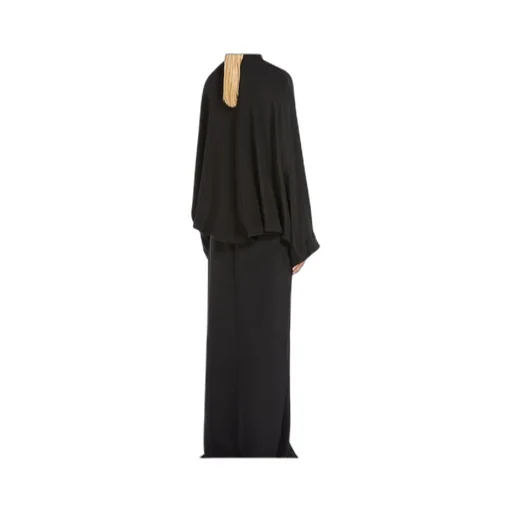 V-Neck Long-Sleeved Maxi Dress