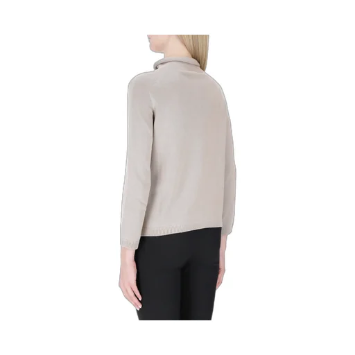 Long-Sleeved Knit