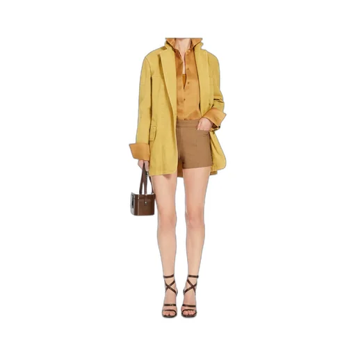 Buttoned Long-Sleeved Shirt