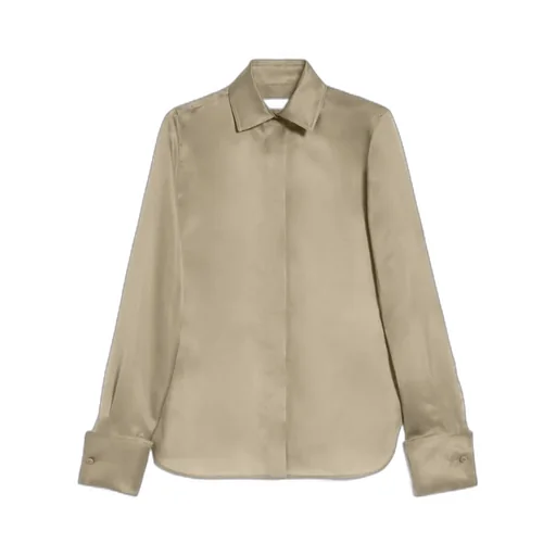 Buttoned Long-Sleeved Shirt