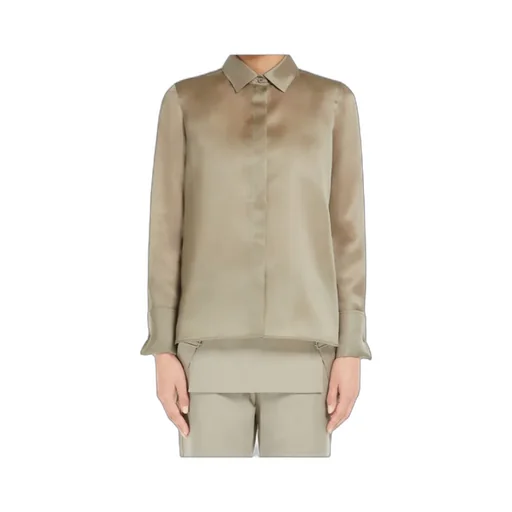 Buttoned Long-Sleeved Shirt