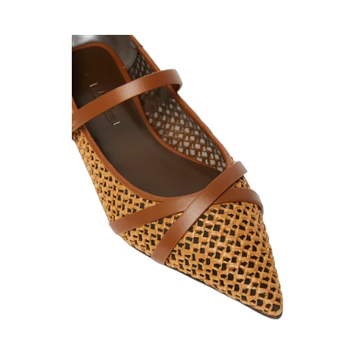 Buckle Detailed Pointed Toe Flat Shoes