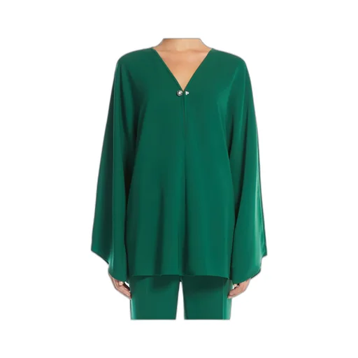 Umile V-Neck Shirt