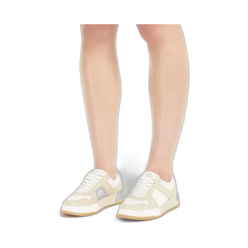 Low-Top Lace-Up Trainers