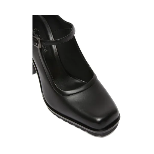 Mary Janes In Leather