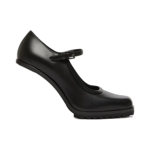 Mary Janes In Leather