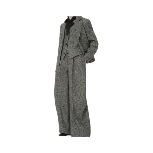Feminine Wool And Silk Blazer
