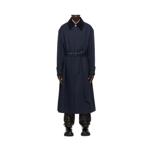 Long-Sleeved Windbreaker