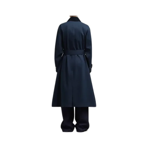 Long-Sleeved Windbreaker