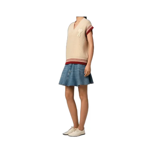 Ami De Coeur V-Neck Knitted Vest