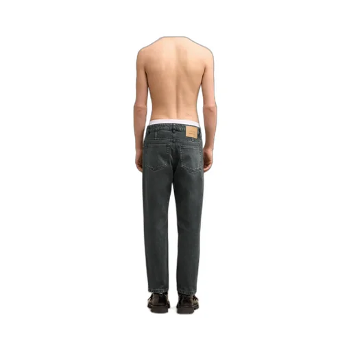 Tapered Fit Jeans