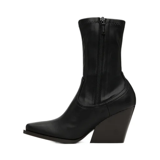 Cowboy Stretched Square-Toe Boots