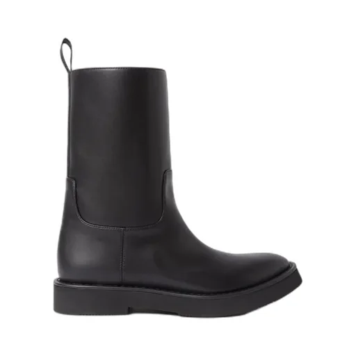 Pull-On Boots