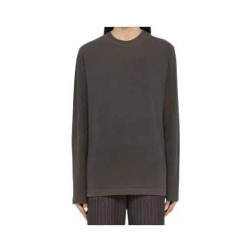 Long-Sleeved T-Shirt