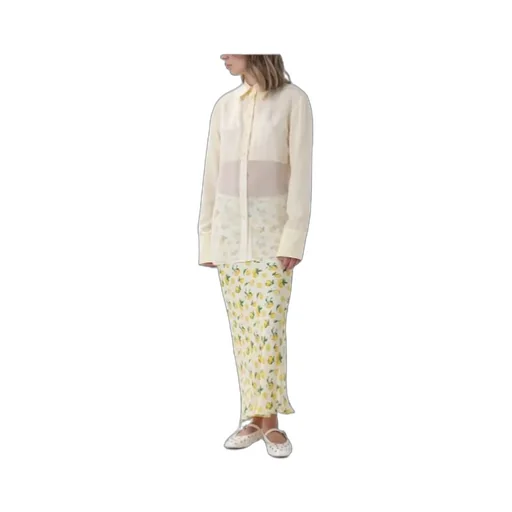 Buttoned Long-Sleeved Shirt