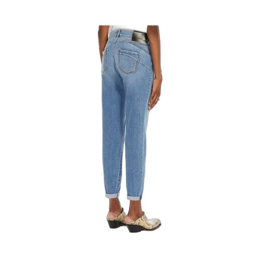 Logo Patch Cropped Jeans