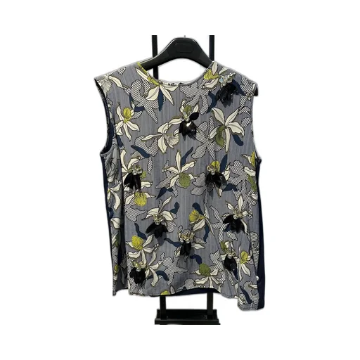 Sleeveless Shirt