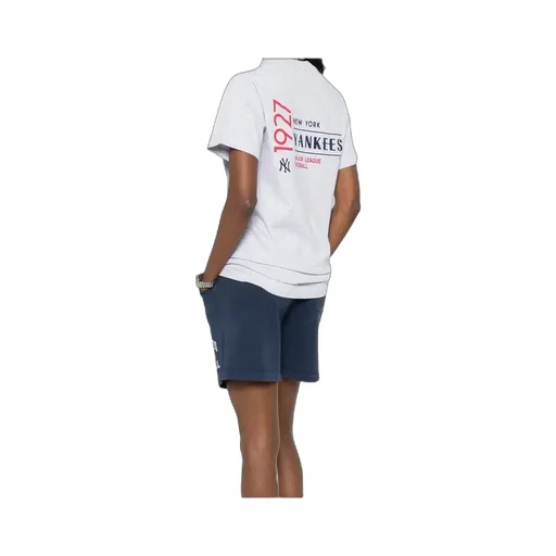 Short-Sleeved T-Shirt