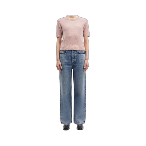 Wide-Leg Jeans