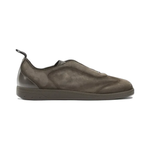 Sneaker With Elastic Laces