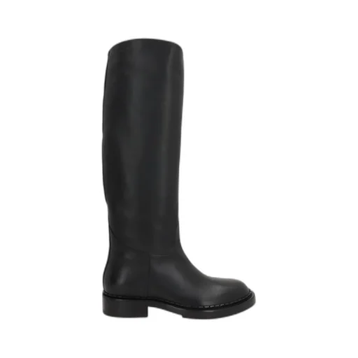 Round Toe Boots