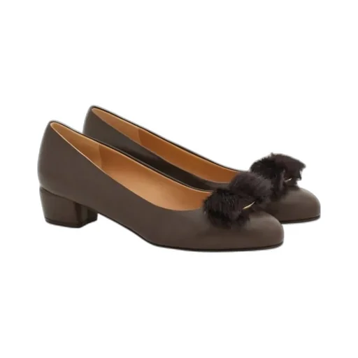 Vara Block Heel Pump