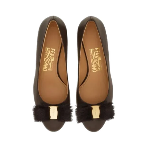 Vara Block Heel Pump