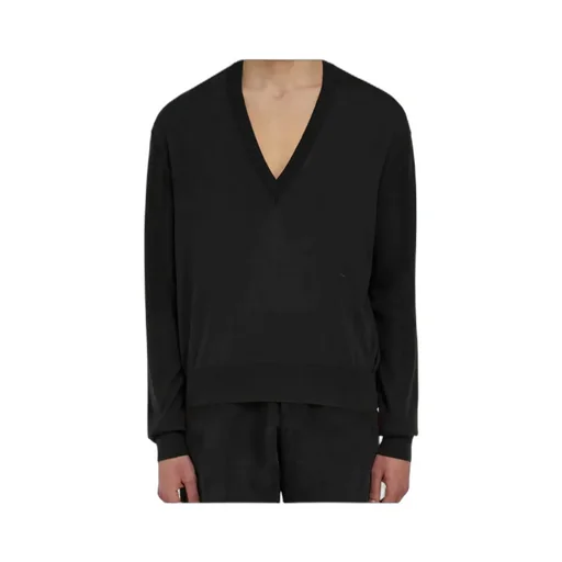 V-Neck Jumper