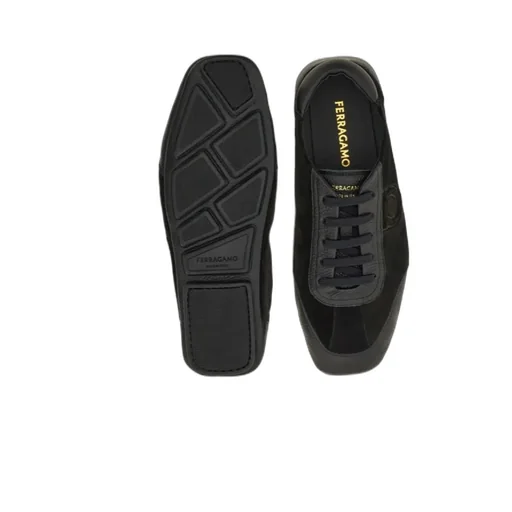 Lace-Up Driver
