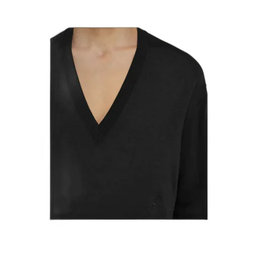 V-Neck Jumper