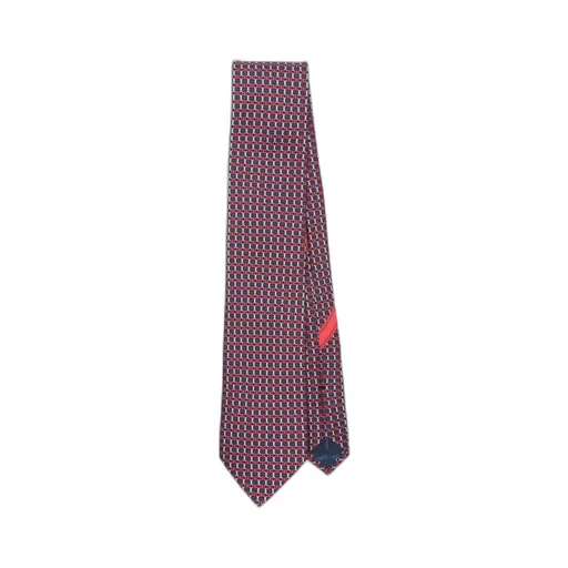 Pointed Tie