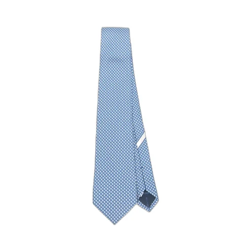 Pointed Tie