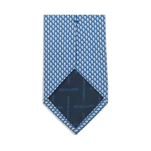 Pointed Tie