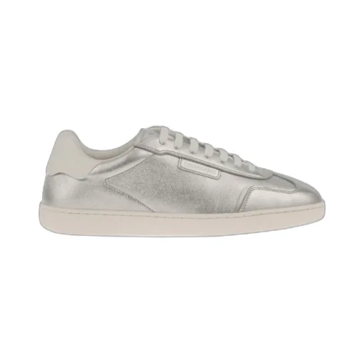 Low-Top Sneaker